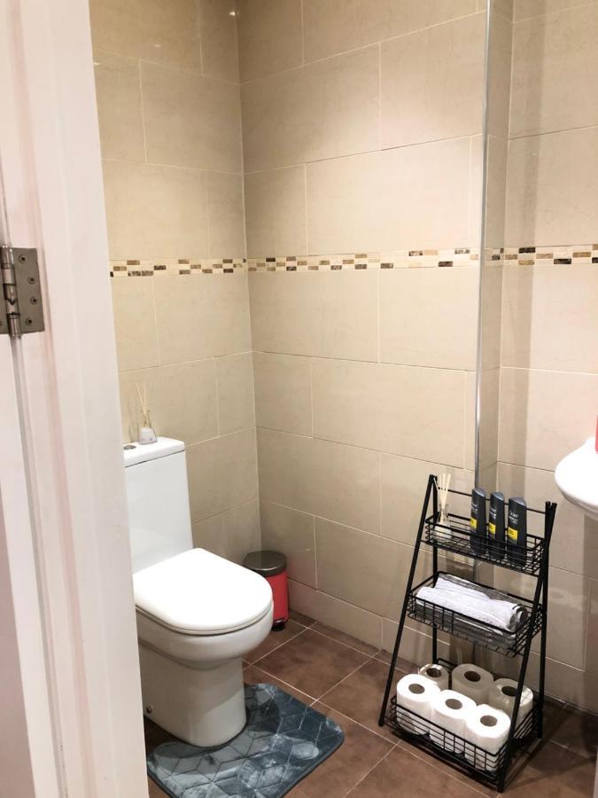 Ferienwohnung Greater London Holiday Let @ Hanwell Exterior foto